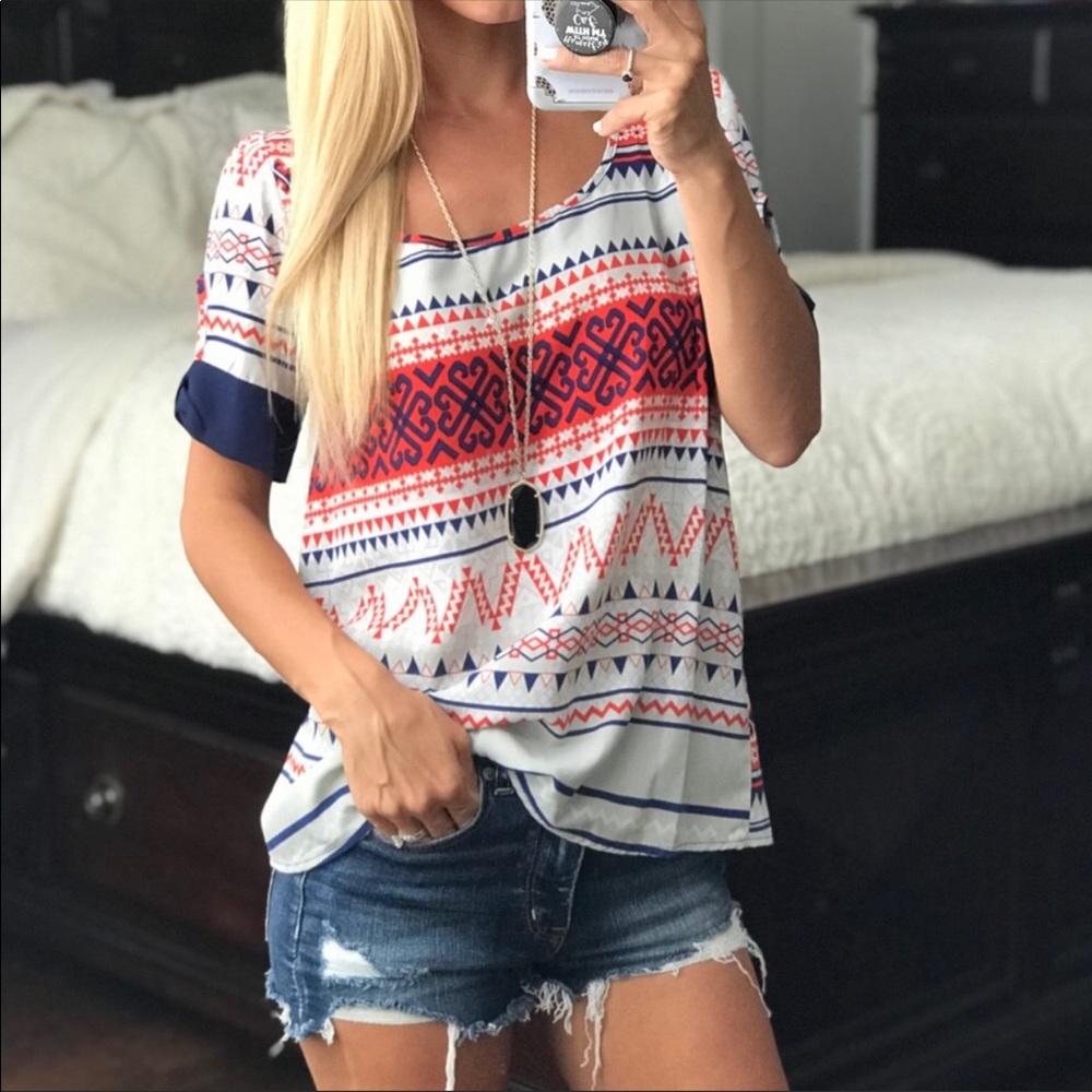 Adorable Francescas Short Sleeve Top